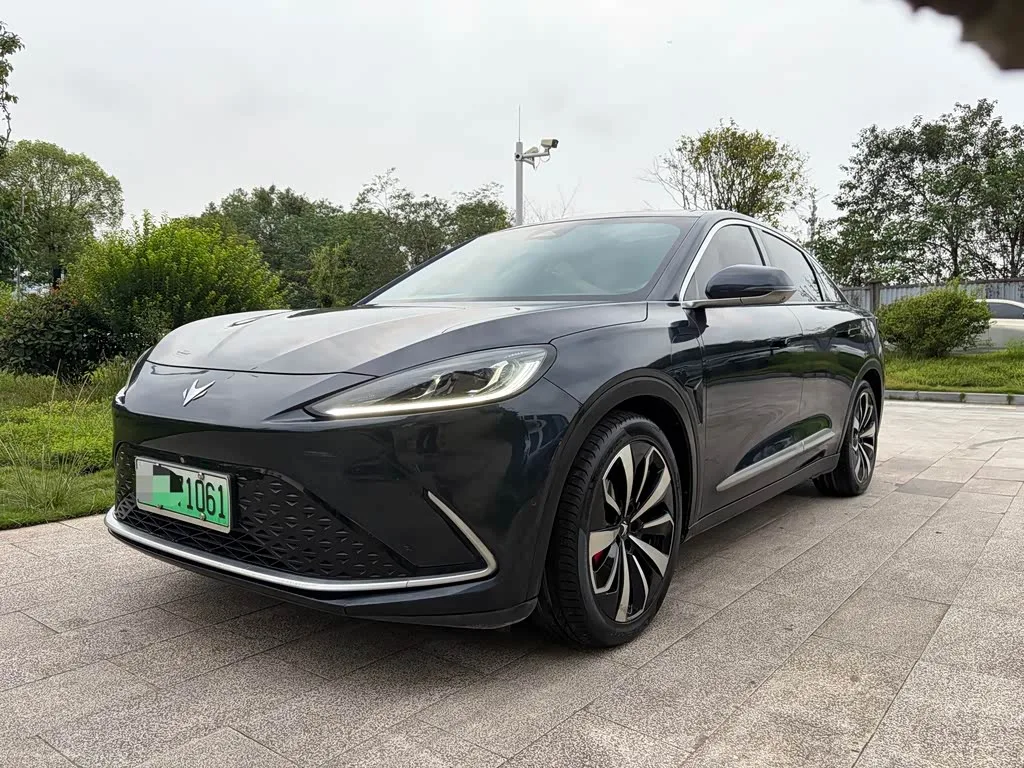 BAIC Arcfox Alpha S 2022 из Китая — купить под ключ