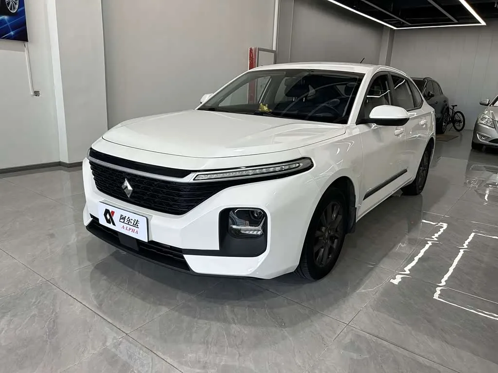 Baojun RC-5 2021 из Китая — купить под ключ
