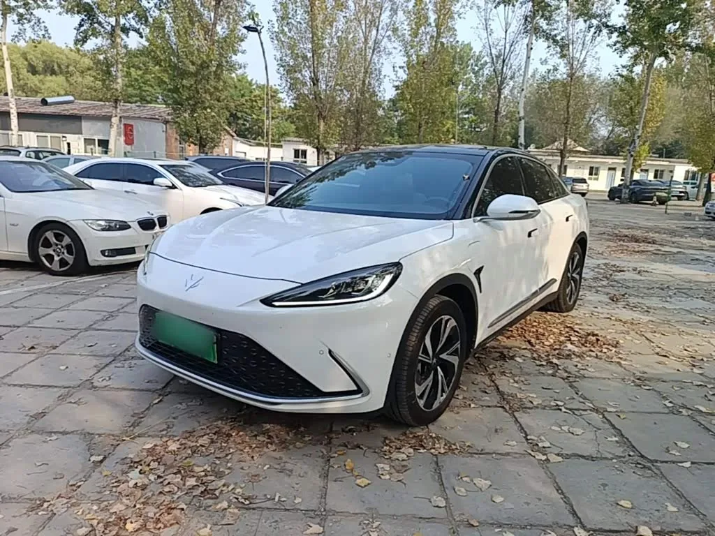 BAIC Arcfox Alpha S 2022 из Китая — купить под ключ