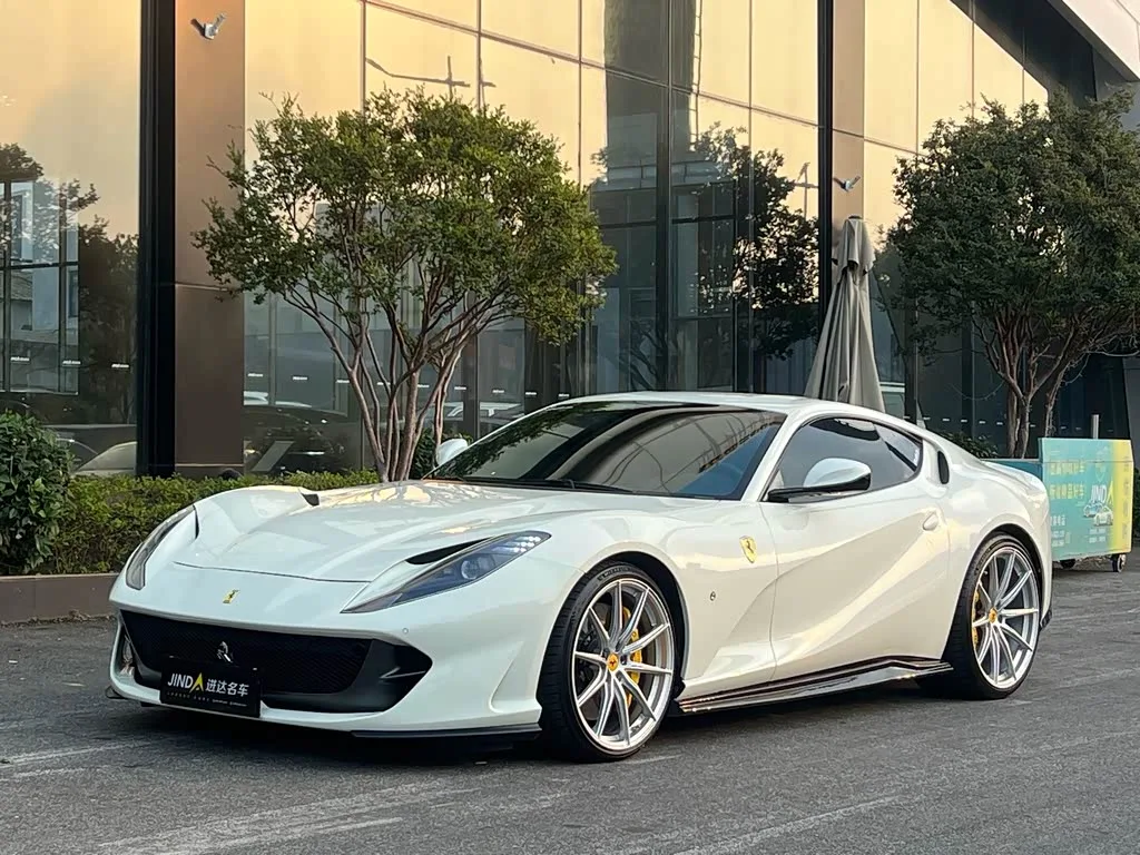 Ferrari 812 2019 из Китая — купить под ключ