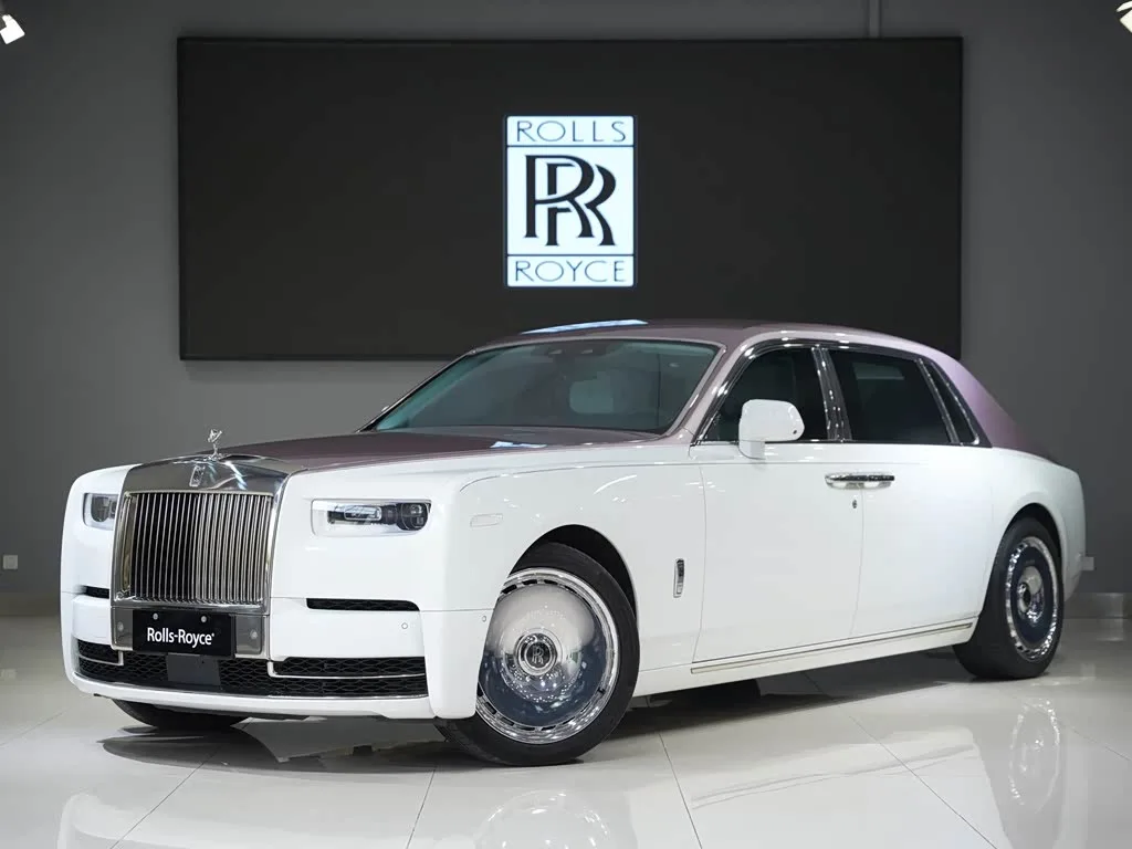 Rolls-Royce Phantom 2021 из Китая — купить под ключ