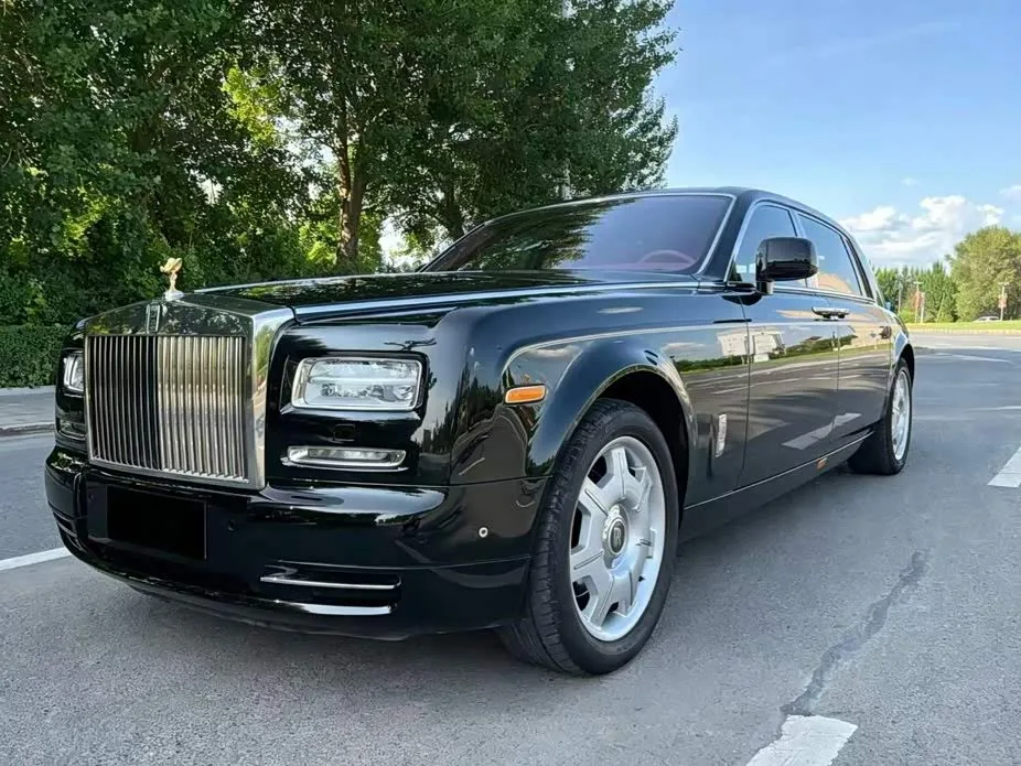 Rolls-Royce Phantom 2017 из Китая — купить под ключ