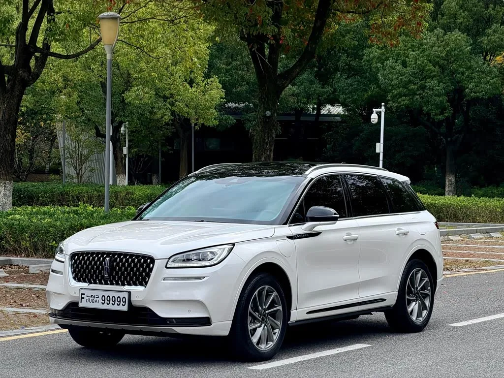 Lincoln Corsair Hybrid 2022 из Китая — купить под ключ
