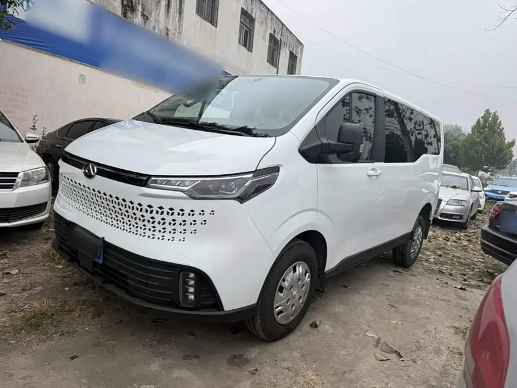 Maxus V70 2024 из Китая — купить под ключ