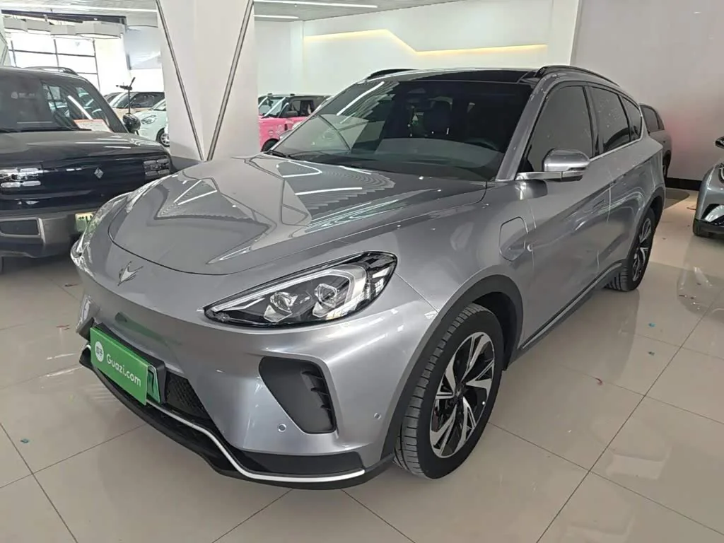 BAIC Arcfox Alpha T6 2025 из Китая — купить под ключ