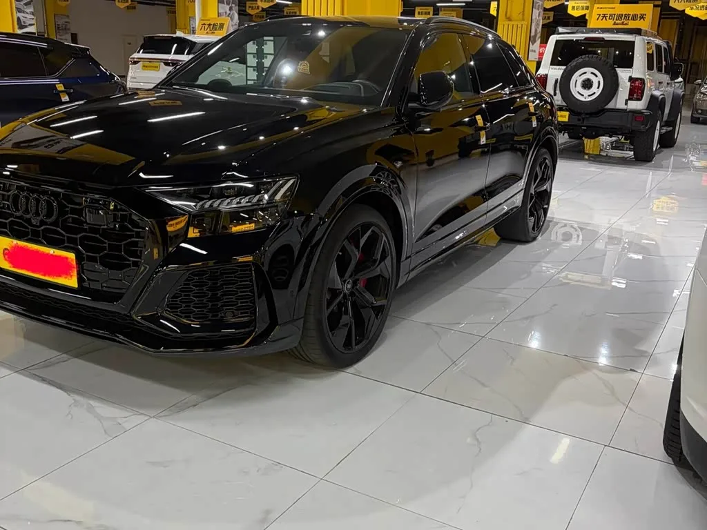 Audi RS Q8 2021 из Китая — купить под ключ
