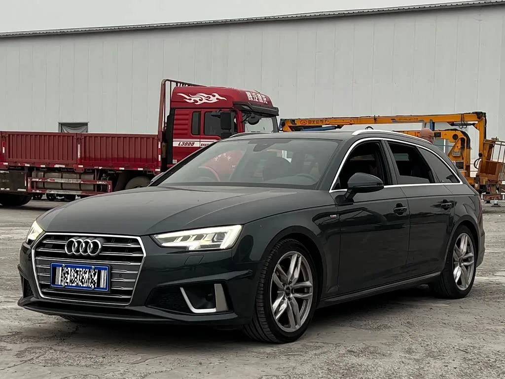 Audi A4 2020 из Китая — купить под ключ