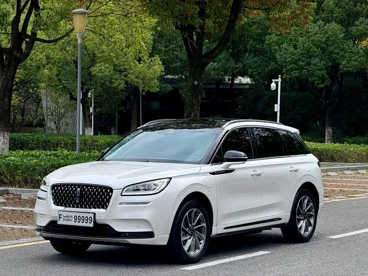 Lincoln Corsair Hybrid 2022 из Китая — купить под ключ