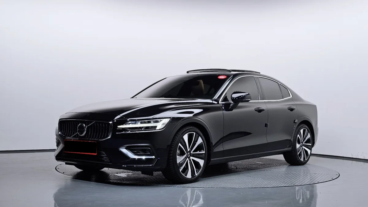 Volvo S60 2022 из Кореи — купить под ключ