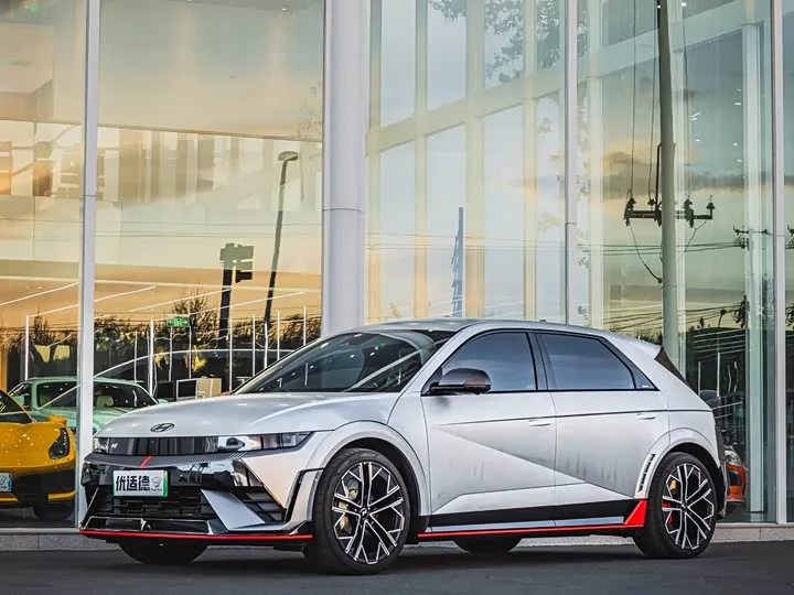 Hyundai Ioniq 5 N 2025 из Китая — купить под ключ