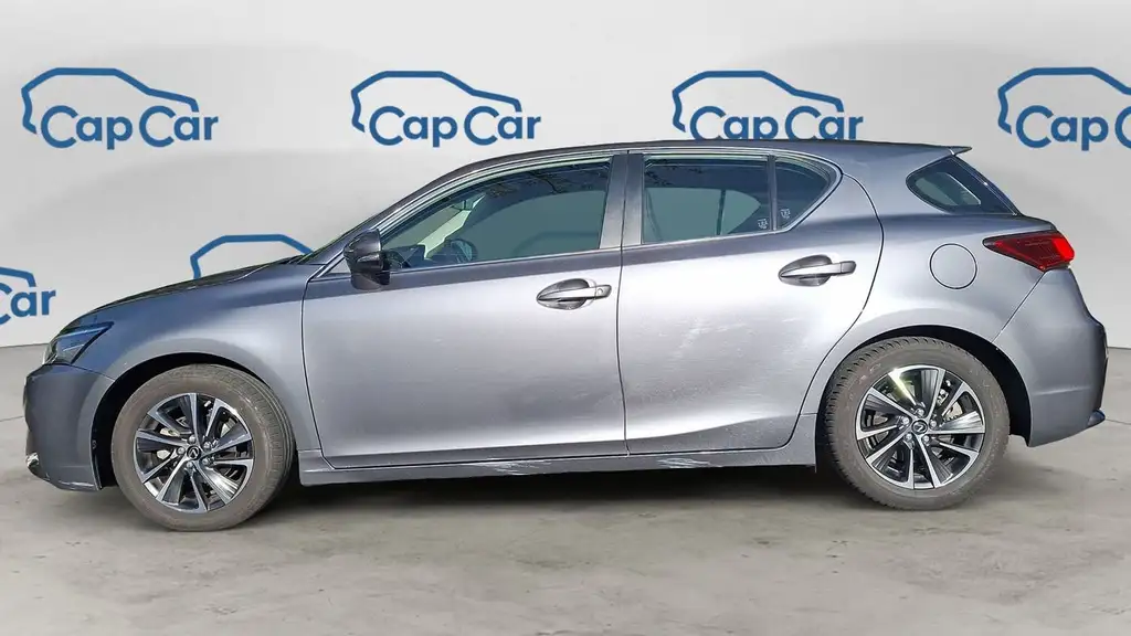 Lexus CT 200h 2019 из Европы — купить под ключ