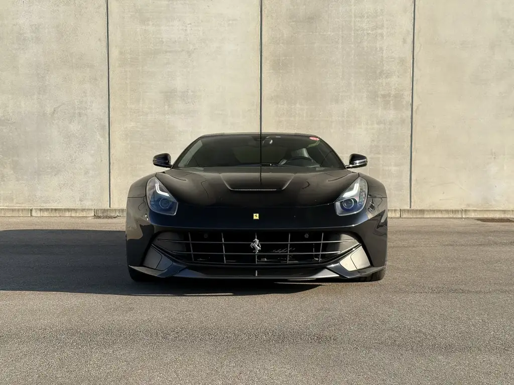 Ferrari F12 2013 из Европы — купить под ключ
