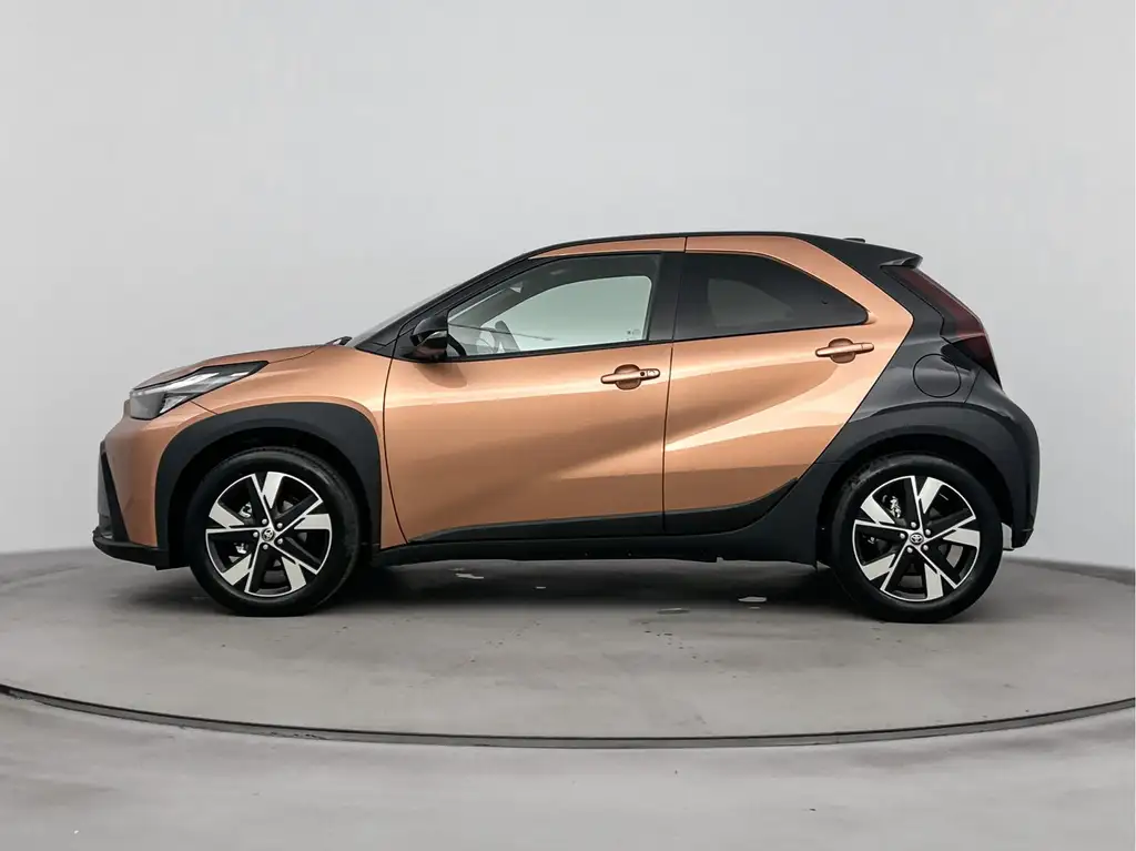 Toyota Aygo X 2026 из Европы — купить под ключ
