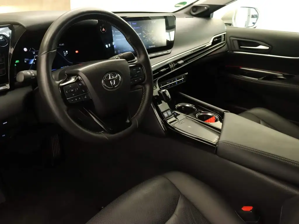 Toyota Mirai 2022 из Европы — купить под ключ