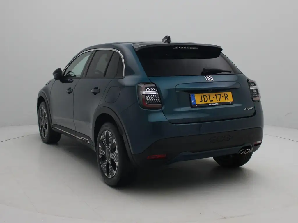 Fiat 600 2025 из Европы — купить под ключ