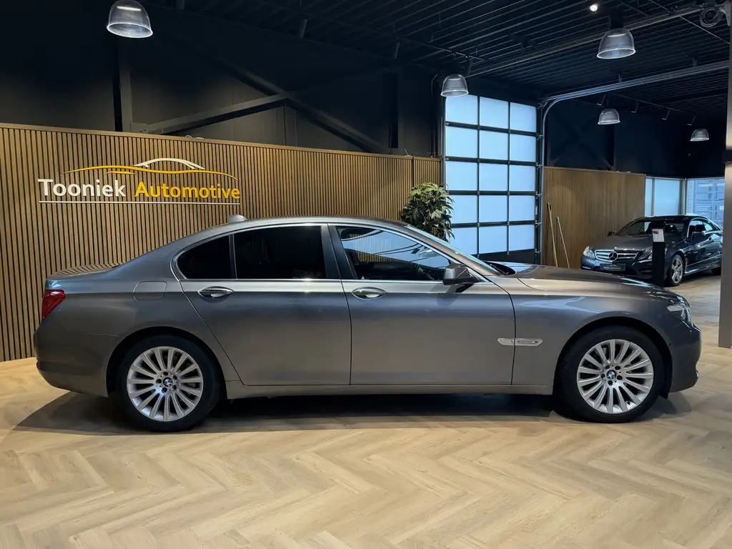 BMW 740 2011 из Европы — купить под ключ