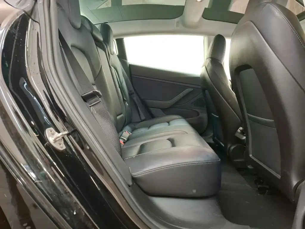 Tesla Model 3 2019 из Европы — купить под ключ