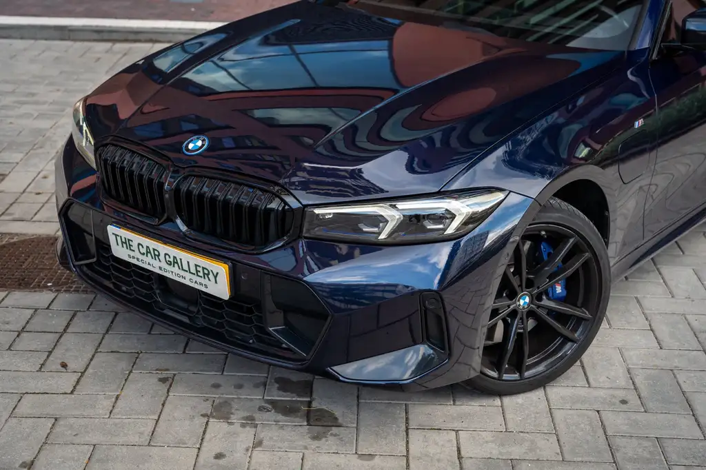 BMW 330 2023 из Европы — купить под ключ