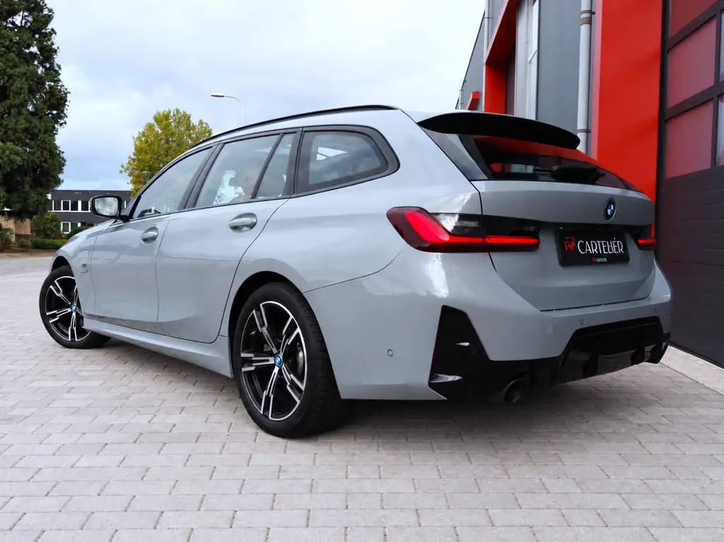 BMW 330 2023 из Европы — купить под ключ