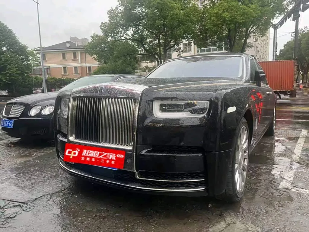 Rolls-Royce Phantom 2018 из Китая — купить под ключ