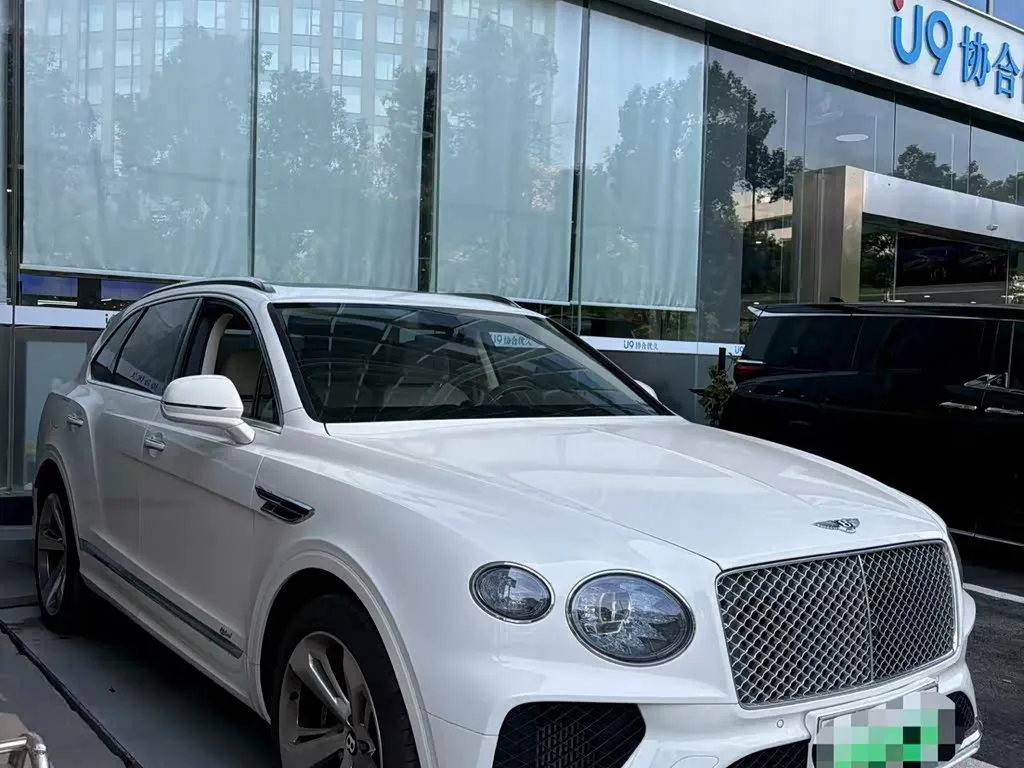 Bentley Bentayga Hybrid 2021 из Китая — купить под ключ