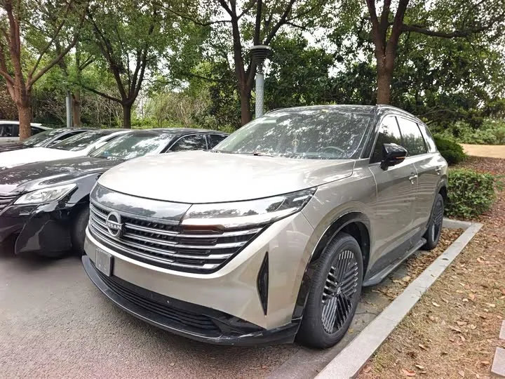 Nissan Pathfinder 2024 из Китая — купить под ключ