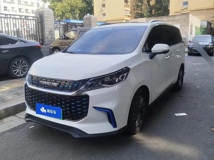 Maxus Euniq 5 2022 из Китая — купить под ключ