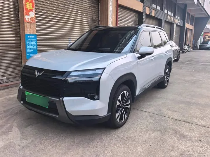 Wuling Starlight 560 Hybrid/EV 2026 из Китая — купить под ключ