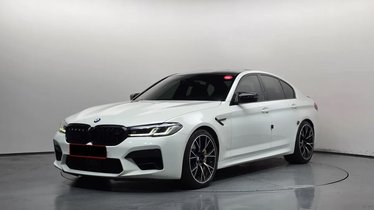 BMW M5 2023 из Кореи — купить под ключ