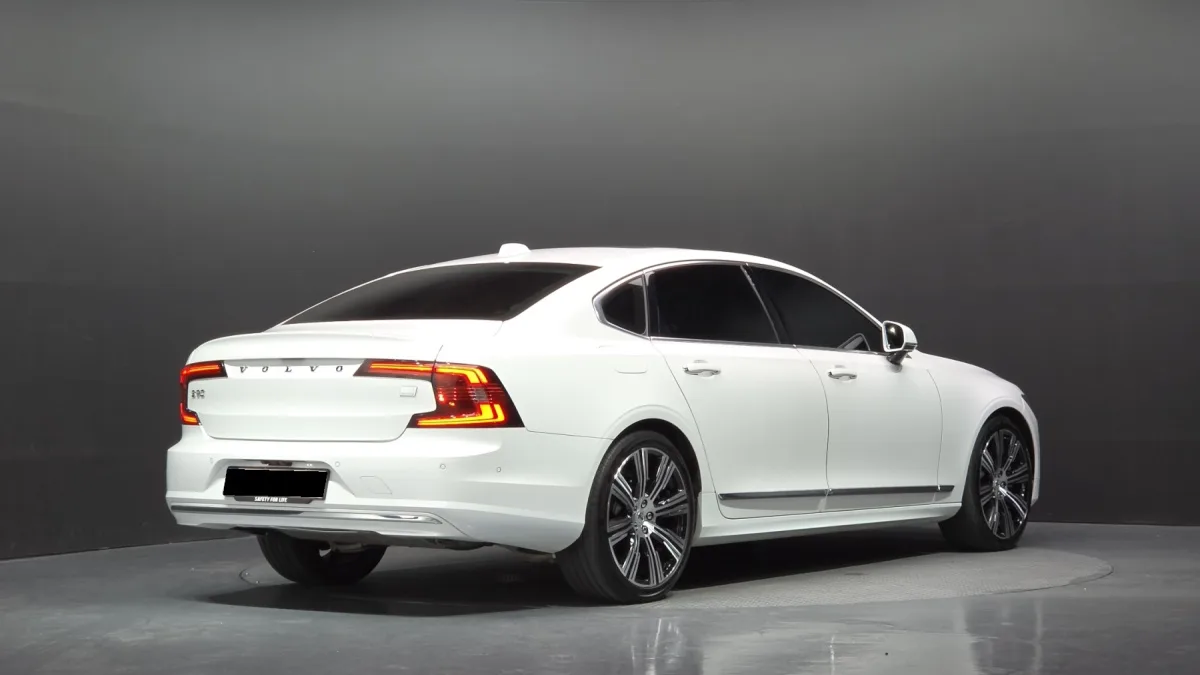 Volvo S90 2016 из Кореи — купить под ключ