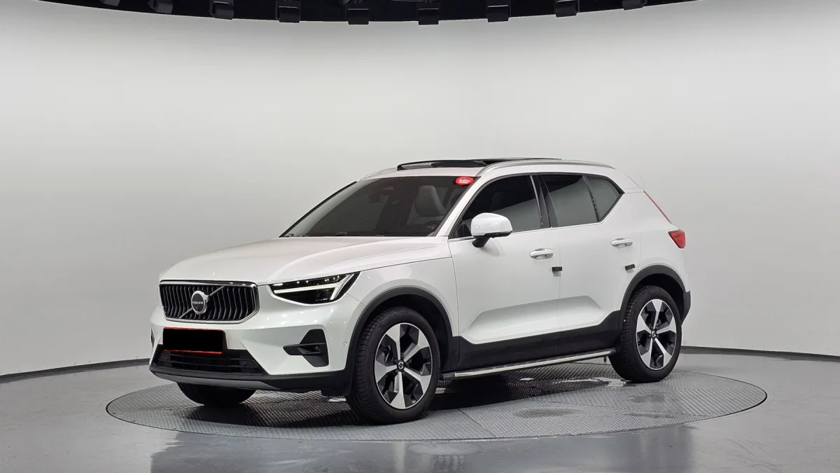 Volvo XC40 2024 из Кореи — купить под ключ