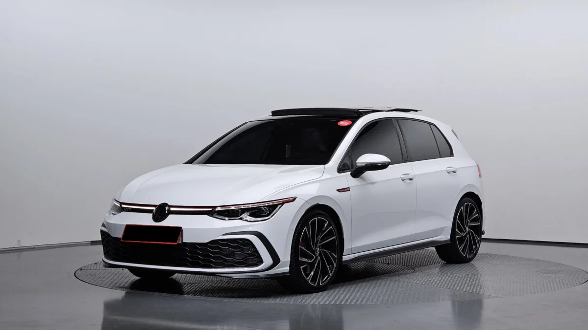 Volkswagen Golf 2023 из Кореи — купить под ключ