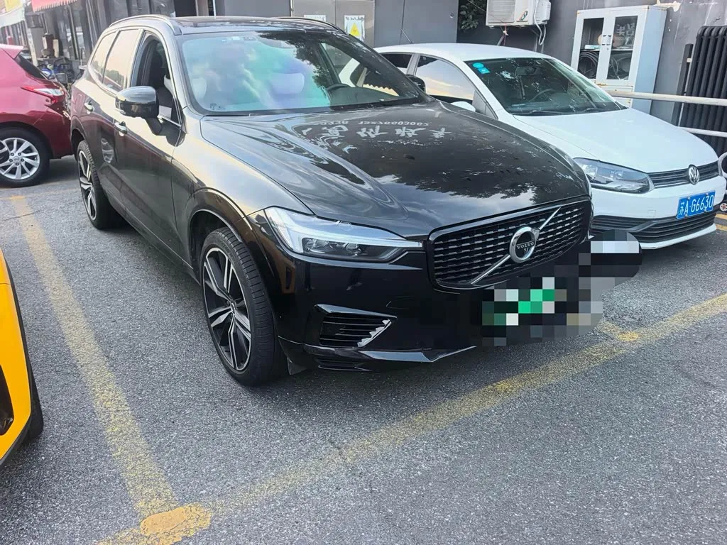 Volvo XC60 Hybrid 2021 из Китая — купить под ключ