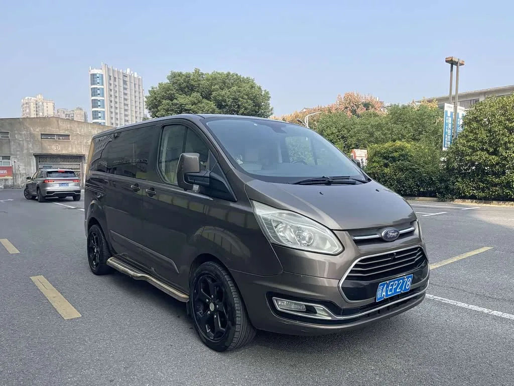 Ford Tourneo 2018 из Китая — купить под ключ