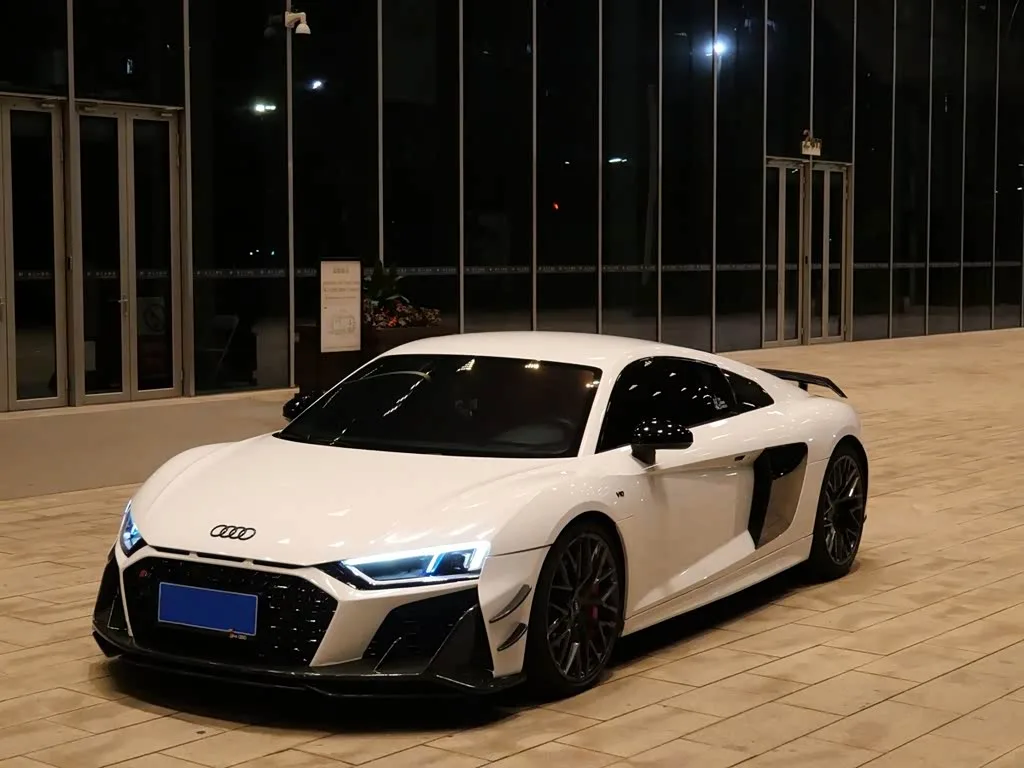 Audi R8 2018 из Китая — купить под ключ