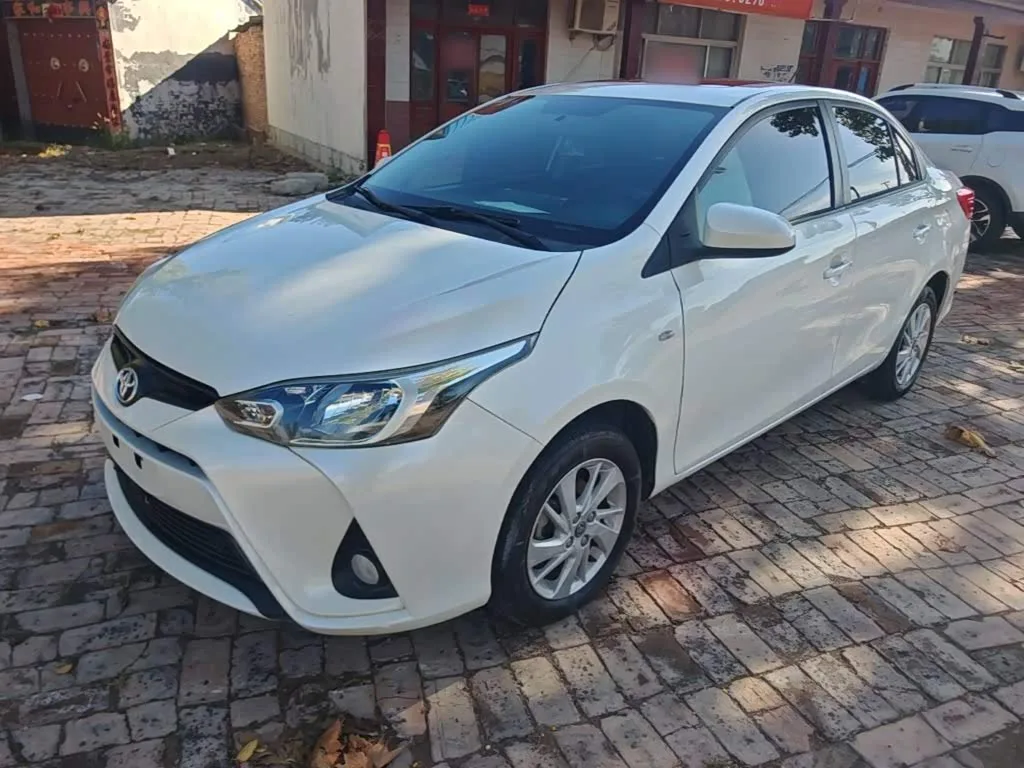 Toyota Yaris L 2017 из Китая — купить под ключ