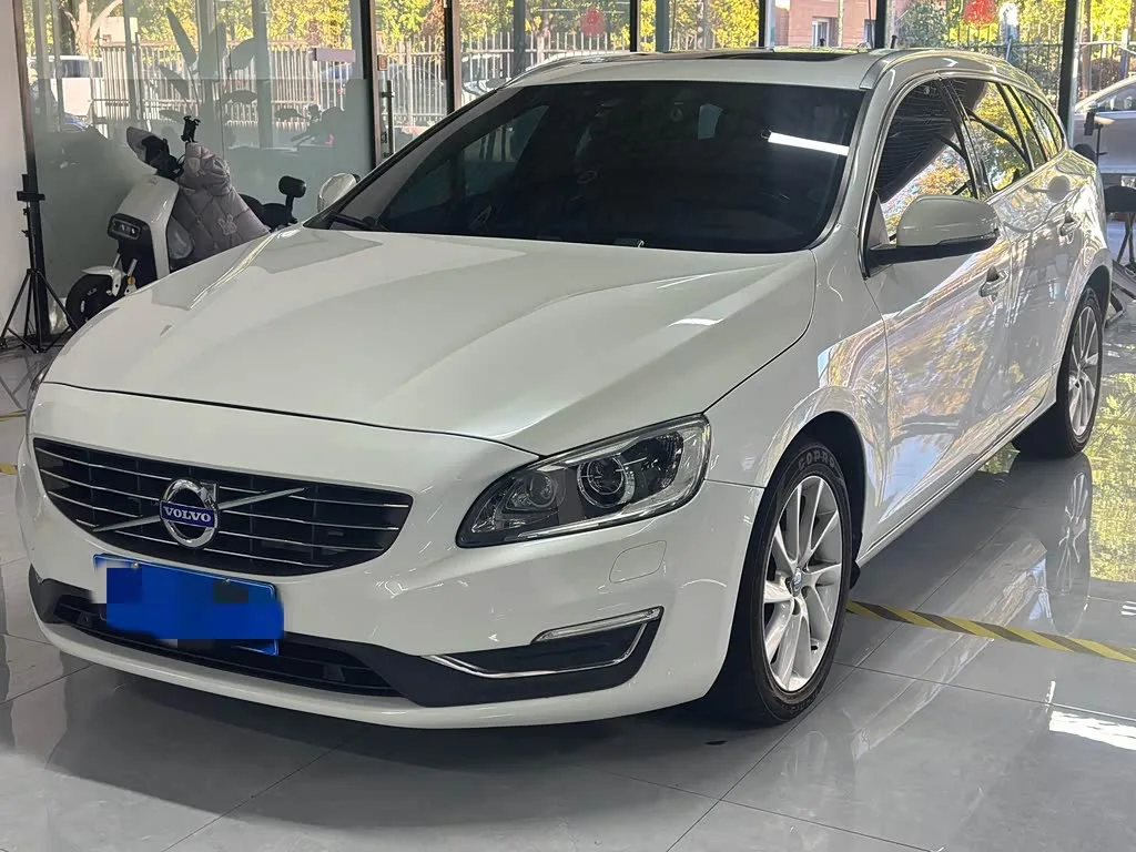 Volvo V60 2016 из Китая — купить под ключ
