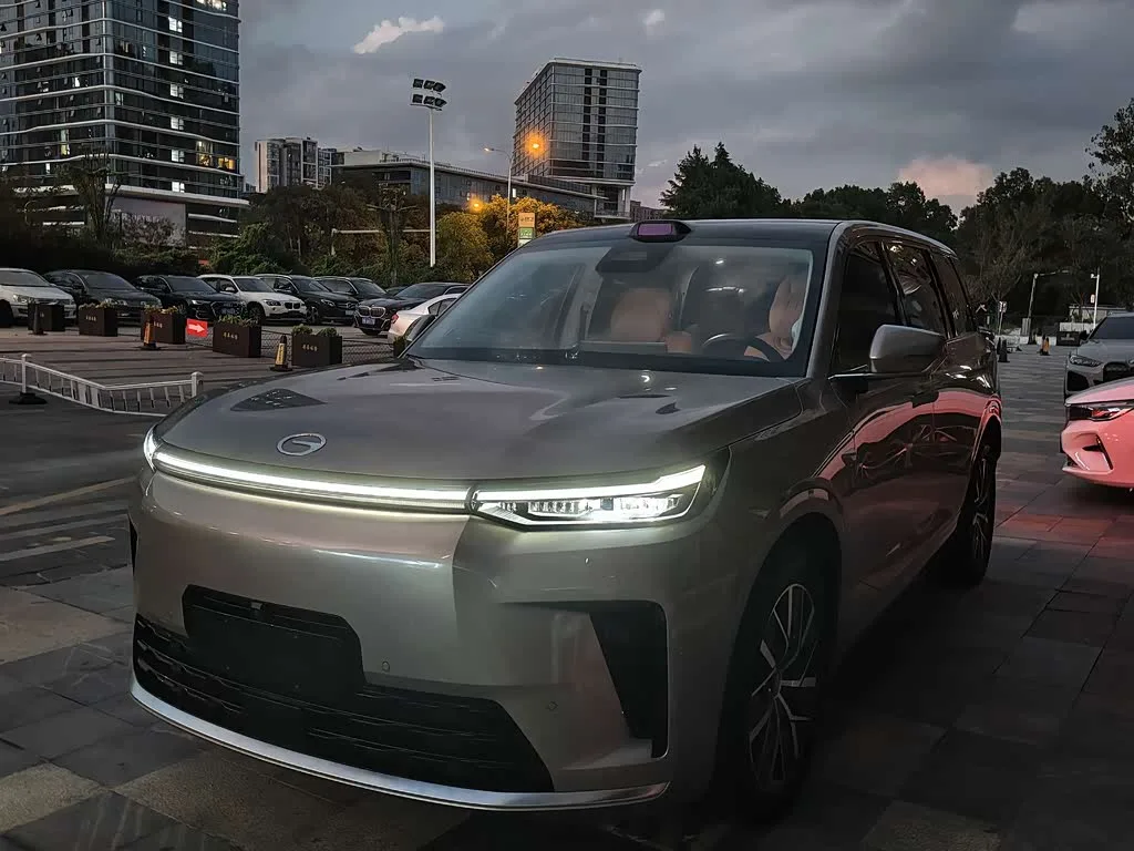 GAC Trumpchi S9 2025 из Китая — купить под ключ