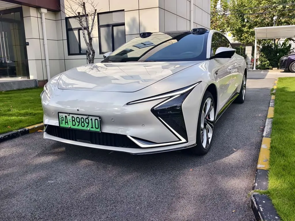 IM motors L7 2022 из Китая — купить под ключ