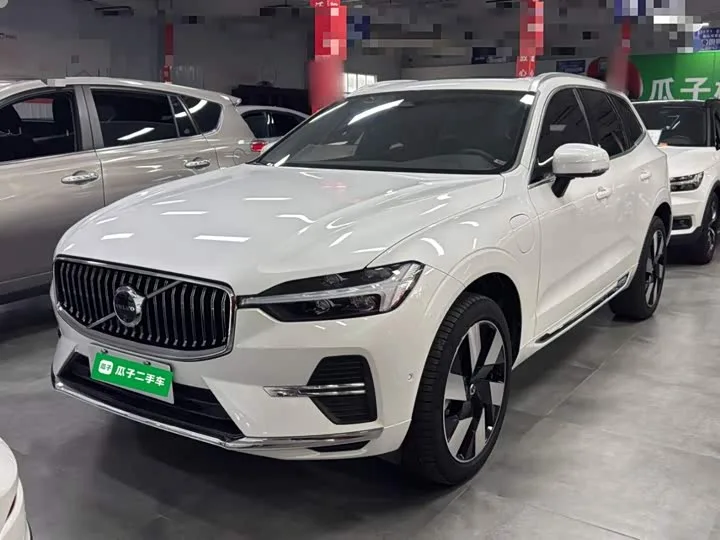 Volvo XC60 Hybrid 2024 из Китая — купить под ключ
