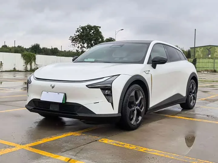 Geely Jiyue 01 2024 из Китая — купить под ключ