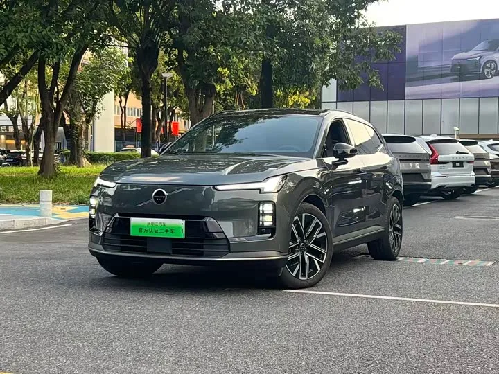Volvo XC70 Hybrid 2026 из Китая — купить под ключ