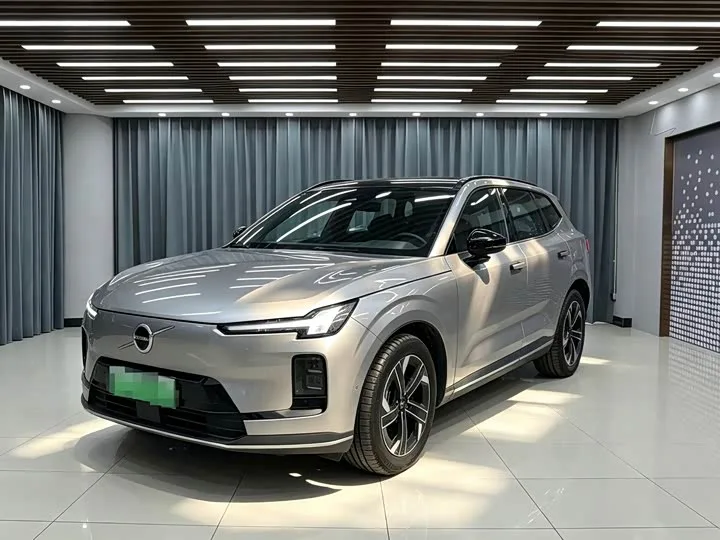 Volvo XC70 Hybrid 2026 из Китая — купить под ключ