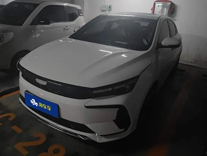 Geely Emgrand L Hi·P Hybrid 2024 из Китая — купить под ключ