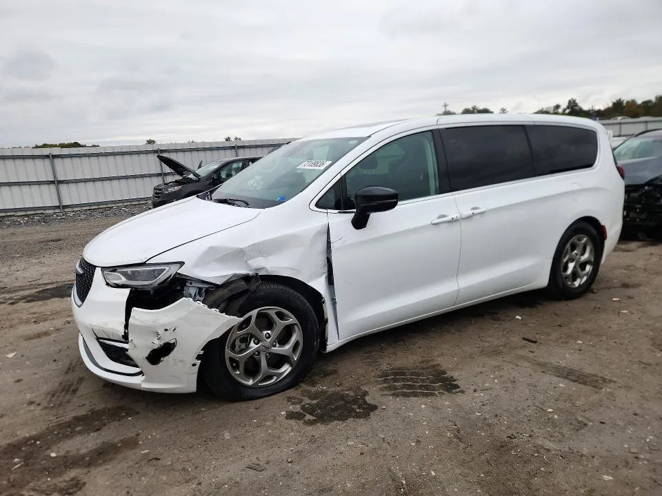 Chrysler Pacifica