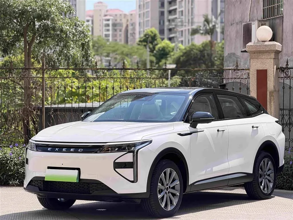 Exeed RX C-DM Hybrid 2025 из Китая — купить под ключ