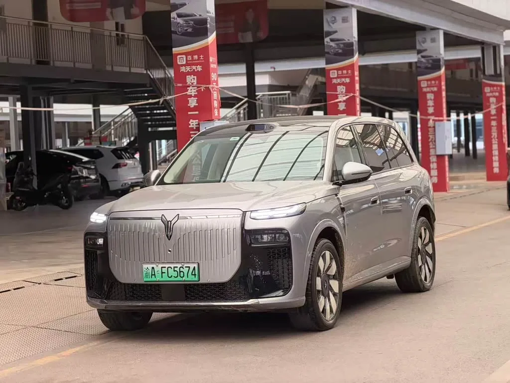 Voyah Taishan X8 2026 из Китая — купить под ключ