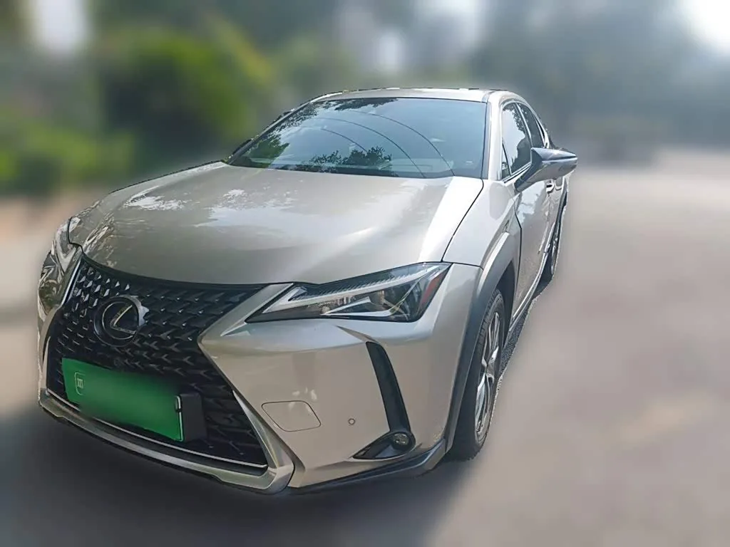 Lexus UX Hybrid 2021 из Китая — купить под ключ