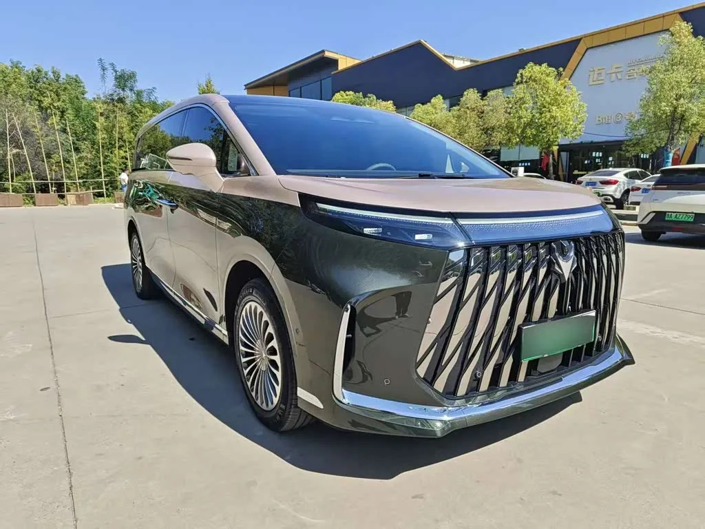 BAIC Arcfox Wendao V9 2026 из Китая — купить под ключ