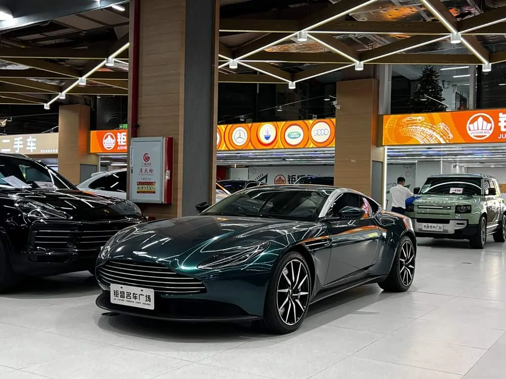 Aston Martin DB11 2020 из Китая — купить под ключ